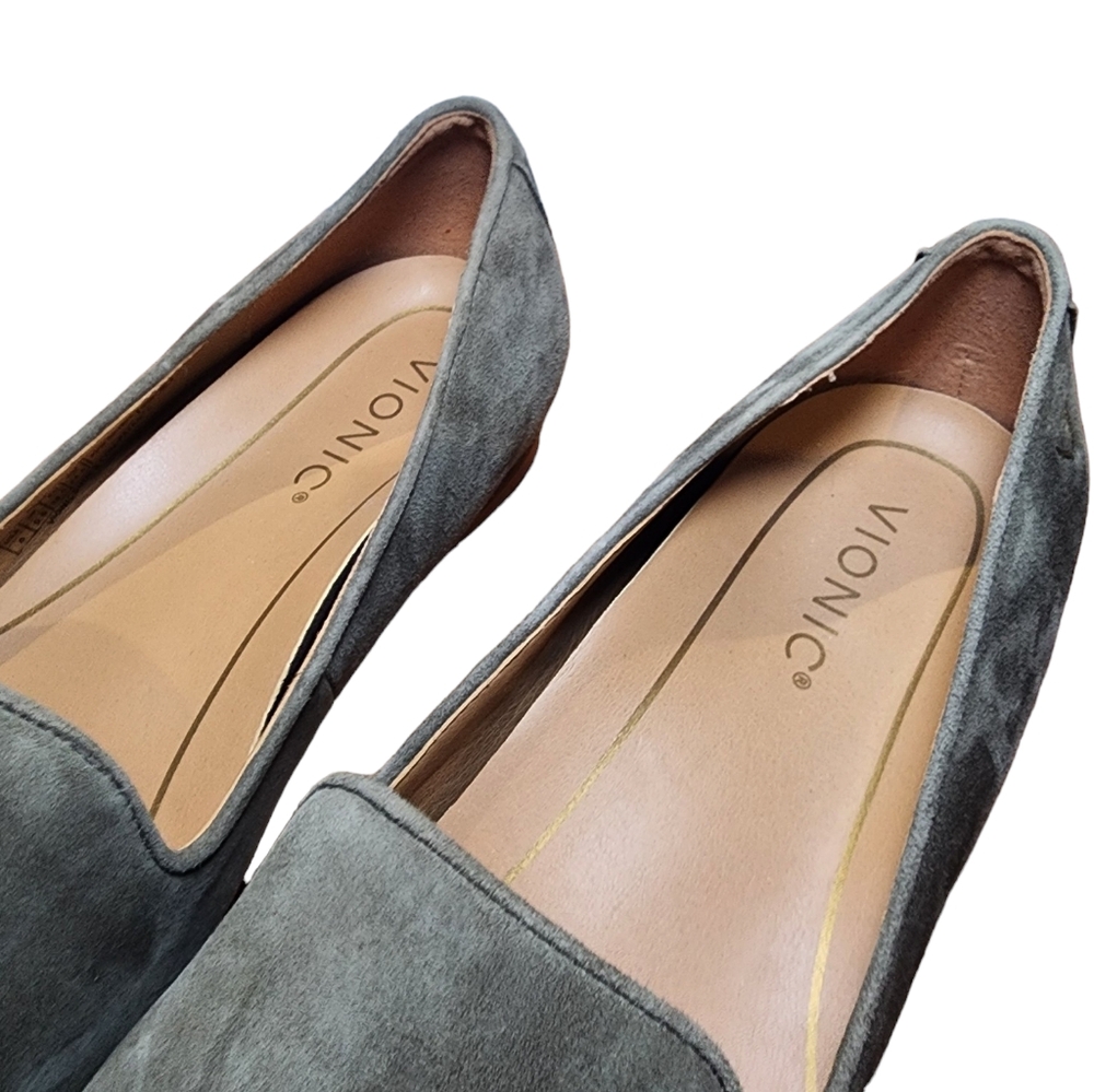 Vionic woman's suede slip ons | Size 8 - Picture 3 of 10